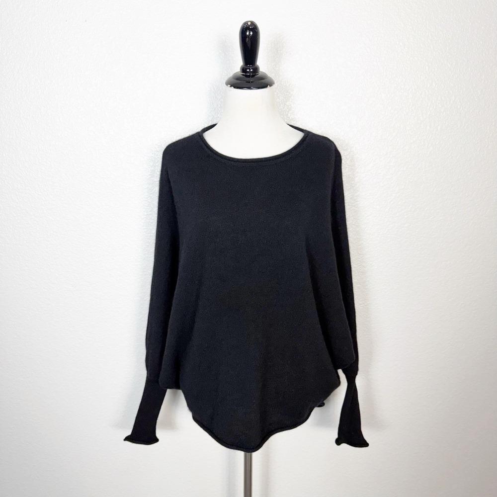 Quince Mongolian Cashmere Batwing Black Pullover Sweater Womens Size Small Cozy